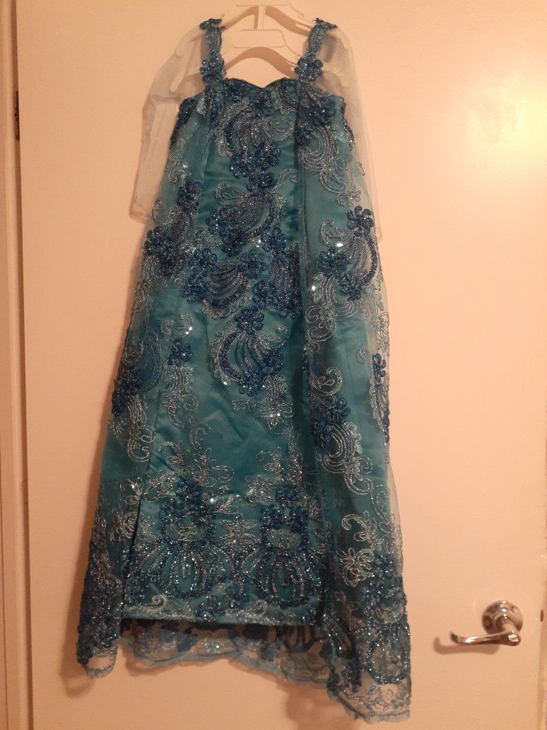 Size 4-5 Custome Made Elsa Dress From Frozen