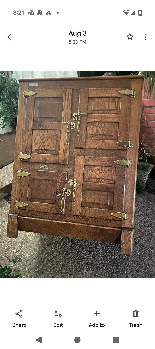 Ice Box Vintage