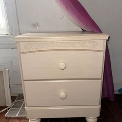 Dresser Set 