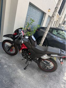 Lifan X-Pect 200cc Dual Sport – Only 321 Miles – Clean Title