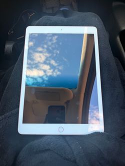 Apple iPad 8th generation Rose Gold with Home Button