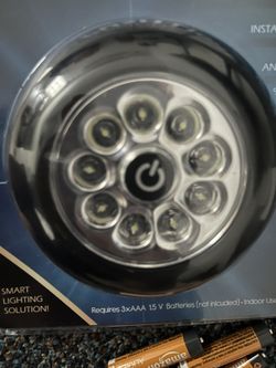 $5 ! Push Button Light Bright & 9 Modes Brand New