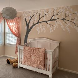 White Glendale 4 -in-1 Convertible Crib