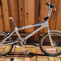Mid School 1990s Powerlite Spitfire Bmx
