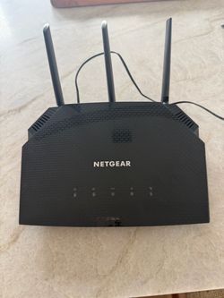 Netgear AX1800 WiFi 6 Router (R6700AX) - Like New