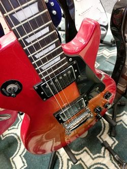 LESS PAUL STUDIO EPIPHONE