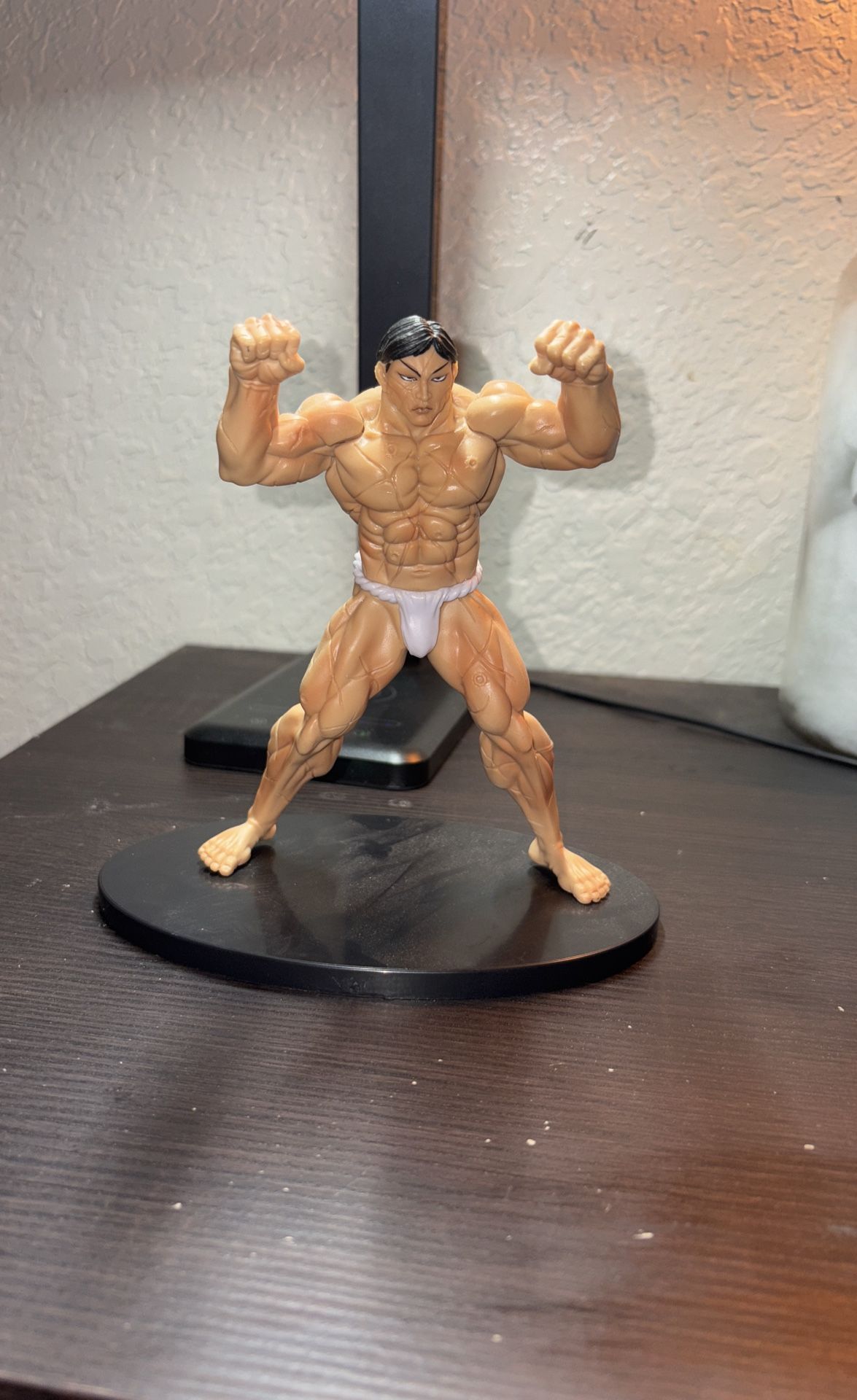Kaoru Hanayama statue