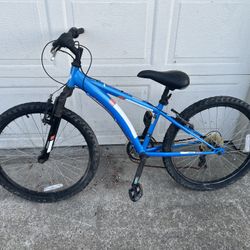 24” Kids Bike Needs Chain Lubed Or Replaced 