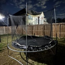 Free Trampoline 