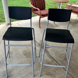 2 Barstools 