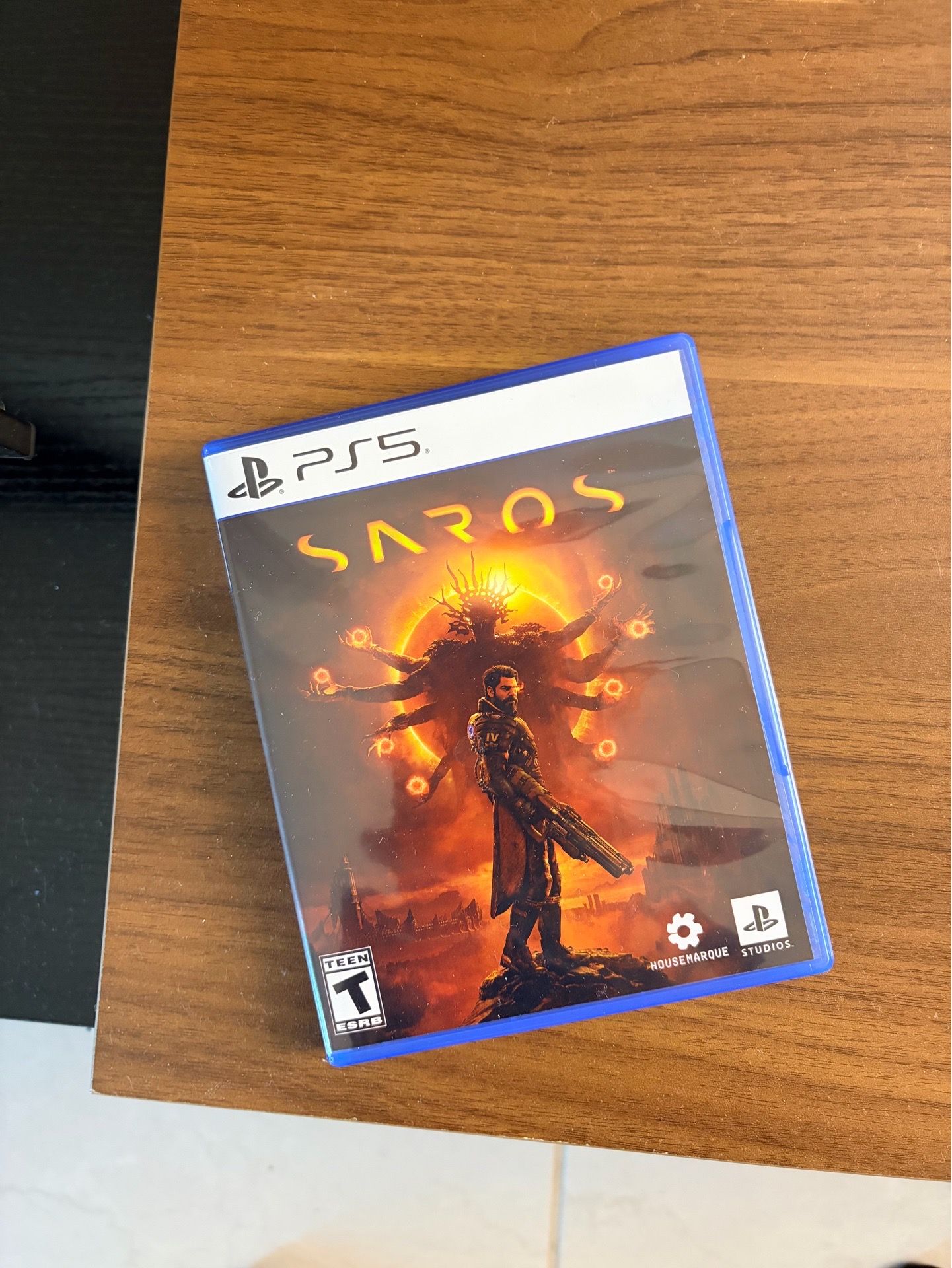 Saros for PS5