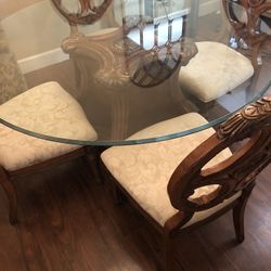 Gorgeous solid wood dining table & chairs, large glass top, extra wide seats