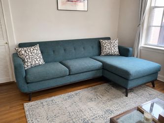 Rooms To Go East Side Sectional Sofa w/ Reversible Ottoman - Teal - Delivery Available