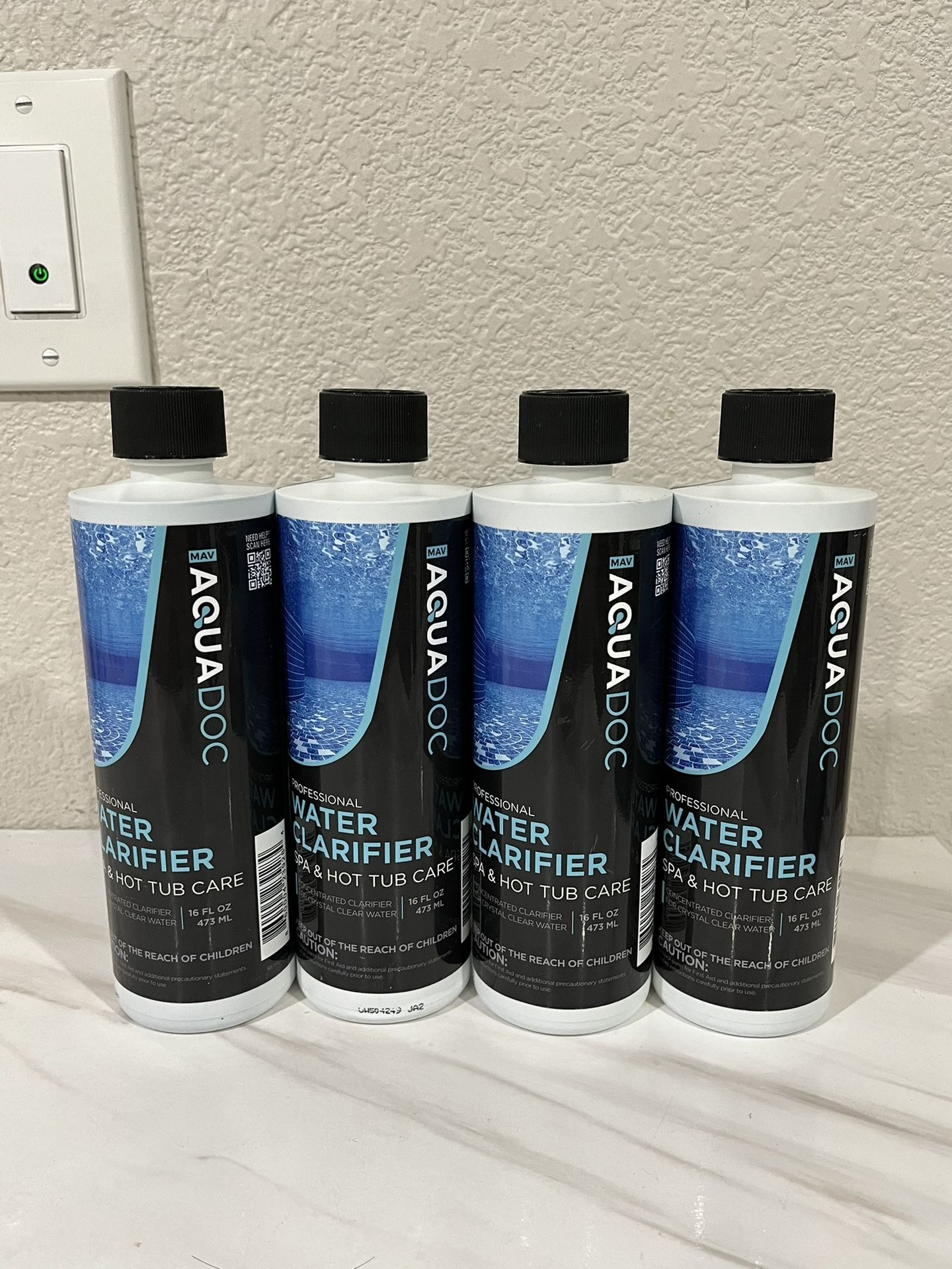 Brand New MAV AquaDoc Professional Water Clarifier Spa & Hot Tub Care 16 oz (Pack of 4)