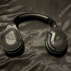 Turtle Beach Wireless Headset (Charging cord included)
