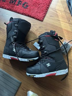 Dc Snowboarding Boots Brand New Size 9 Lace Up