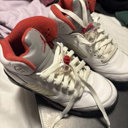 Jordan 5 Size 4
