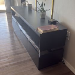 Tv stand