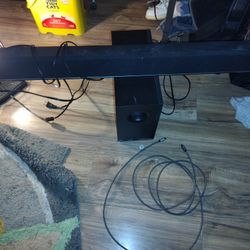 Vizio Sound Bar And Subwoofer 