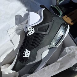 Jordan Retro 4 Fear