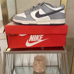 nike light carbon dunks