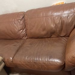 2 leather sofas / couch 