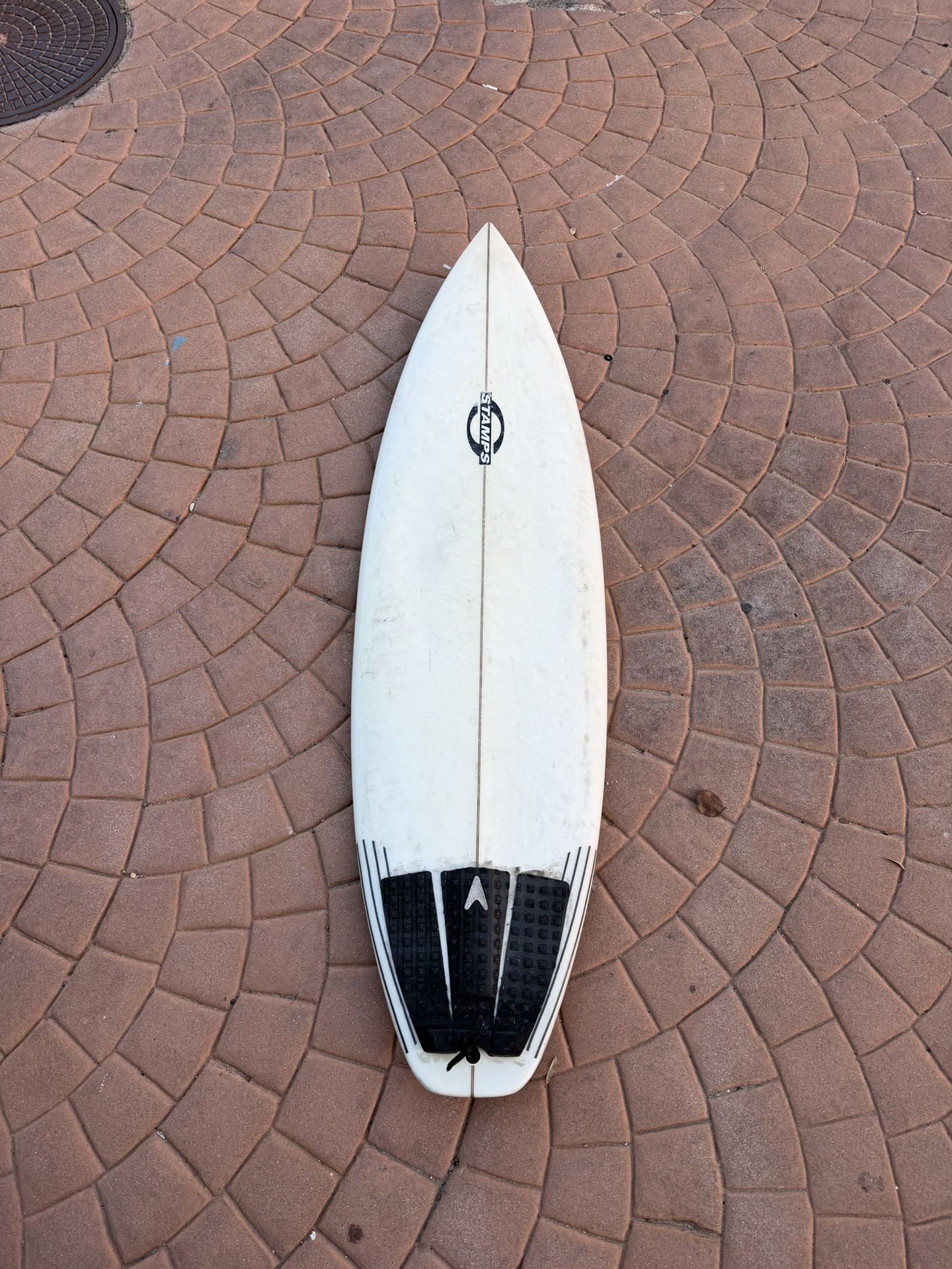 Stamps Surfboard 5’9.5”