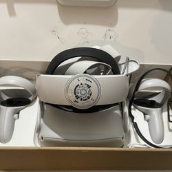 Oculus Quest 2 128gb + headstrap battery, nothing damaged, everything in box included