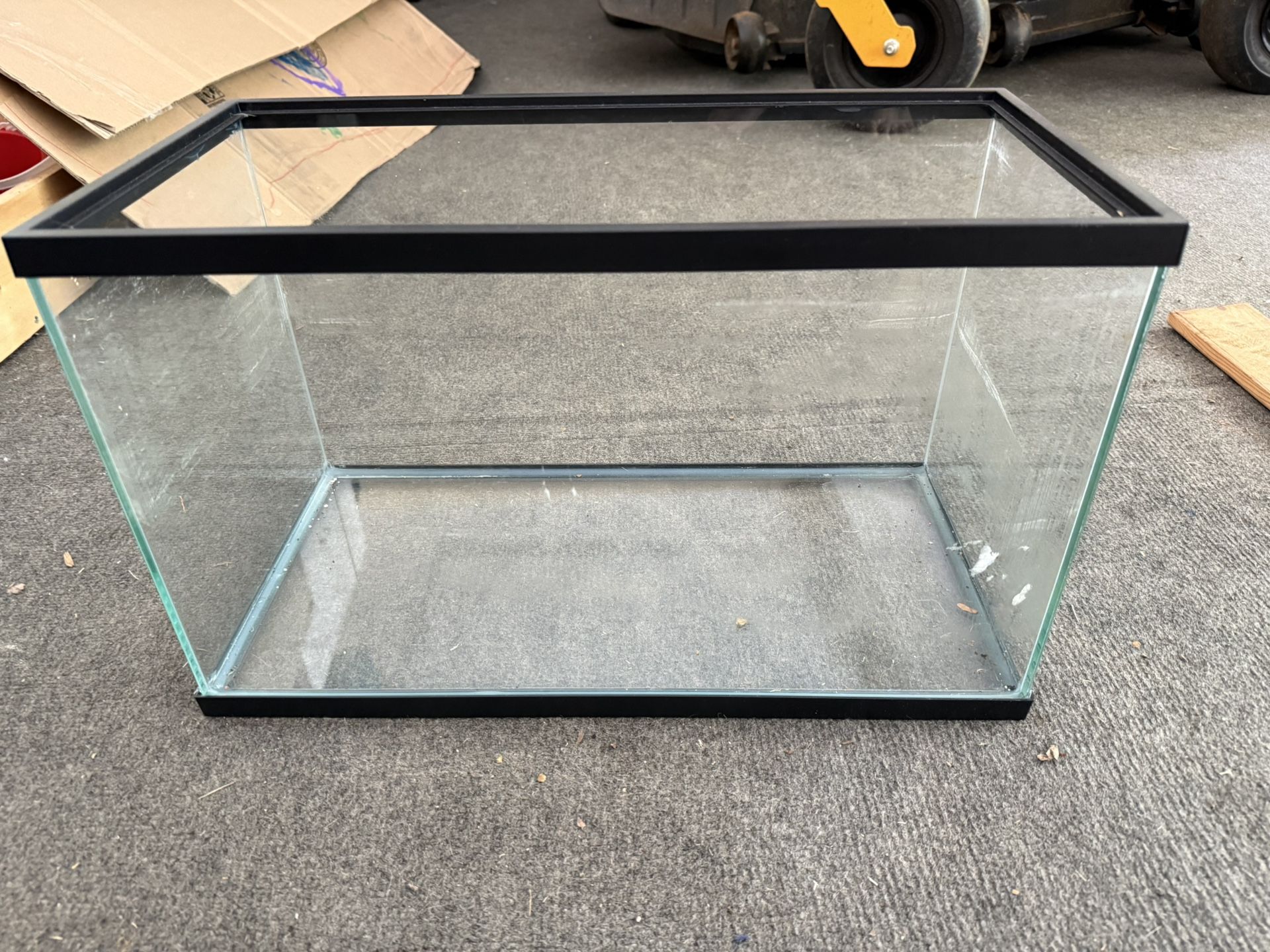 10 Gallon Fish Tanks (2)