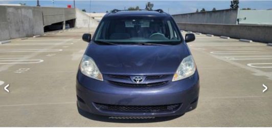 2008 Toyota Sienna