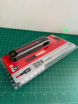 Rechargeable flat flashlight w/ green laser
