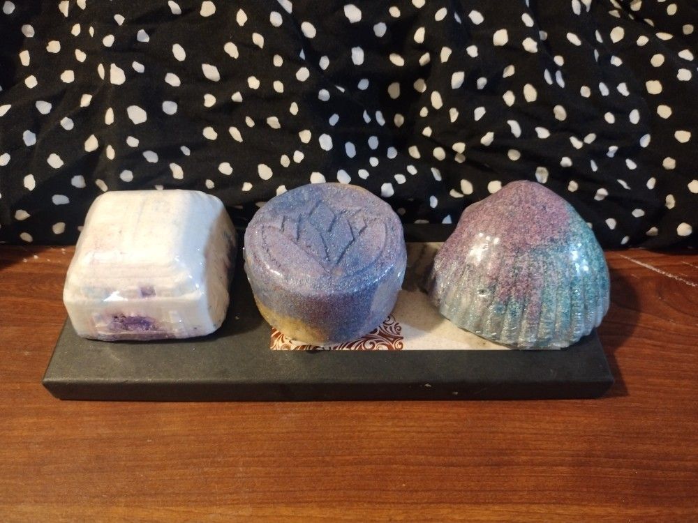 Fragrant Jewel, Bath And Body Works Bath Bombs