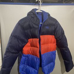 The North Face Reversible Puffy Jacket Boys Size. XL