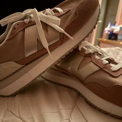 Rose Pink New Balance