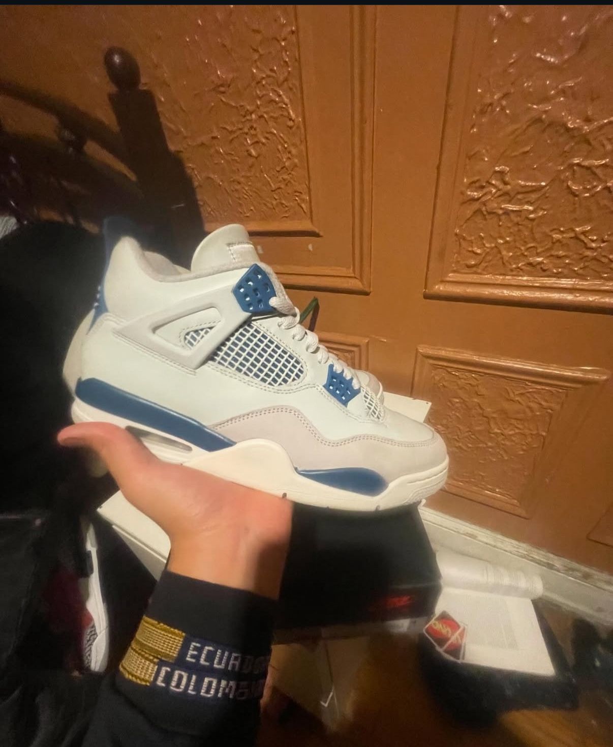 Air Jordan 4 Military Blue 