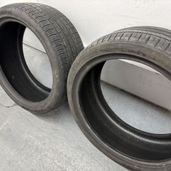 2 tires 235/40/19 hankook and pirelli 