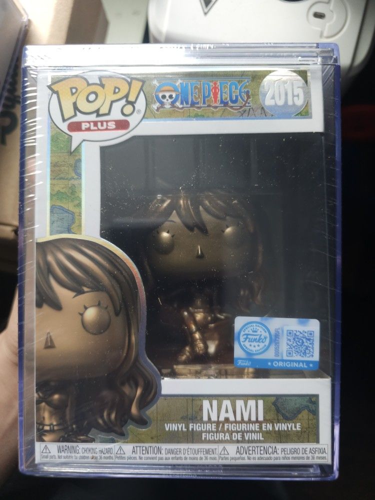 Funko POP One Piece Nami Bronze Statue Exclusive
