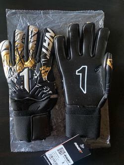 Rinat profesional soccer gloves