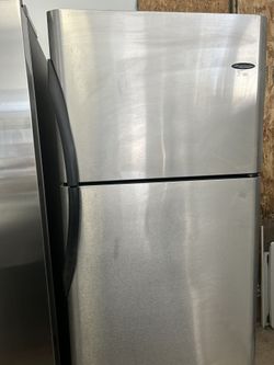 Frigidaire Refrigerator (delivery+install Available) Height 68 X Width 30