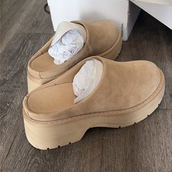Beige Leather Suede Size 8