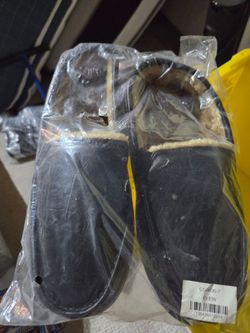 Slippers for sale