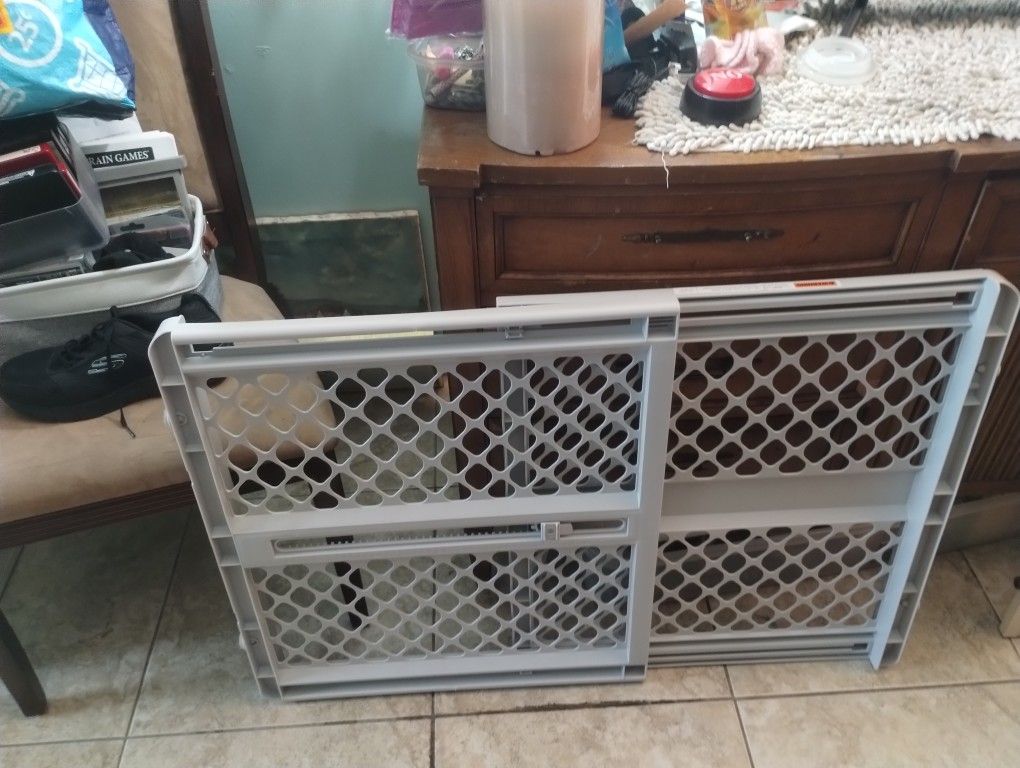 Large Gate