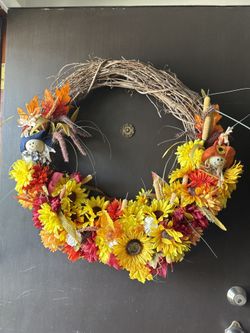 Handmade 24” Fall Wreath – Sunflowers, Autumn Leaves & Scarecrows 🍁