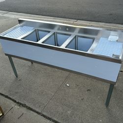 ROVSUN NSF Commercial Under bar Sink, 3 Compartment 304 Stainless Steel Bar Sink with Double Drainboard, Prep Freestanding Large Sink for Restaurant, 