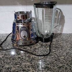 Blender Osterizer Like New have 4 pictures posted was $125.00 Reduced to $100. Vintage