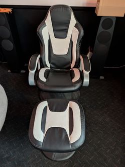 Gaming Chair with Matching Ottoman