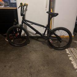 Blacked Out Mongoose Bmx Bike