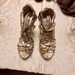 Gold Stilleto