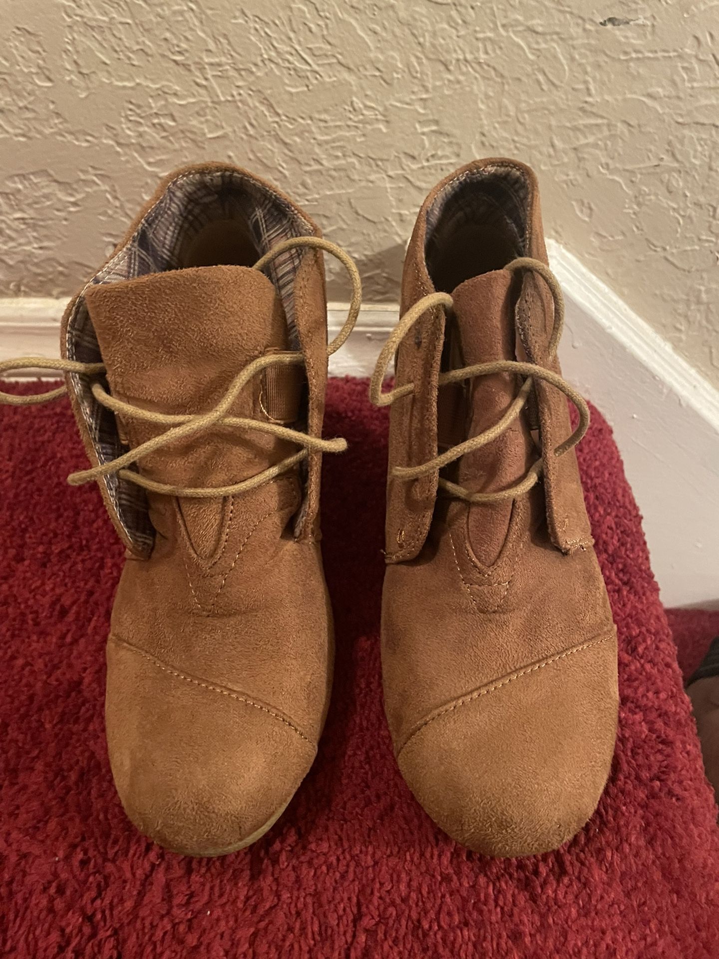 Like New Boots 7.5, Black Ones Listed & Others