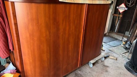 Upper part of Danish cabinet